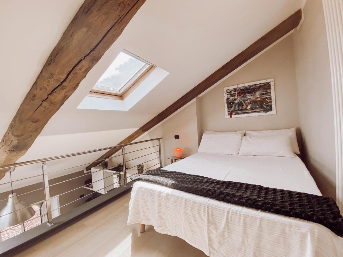 Historic Center Charming Apartment Free Wi-Fi Savigliano Eksteriør billede