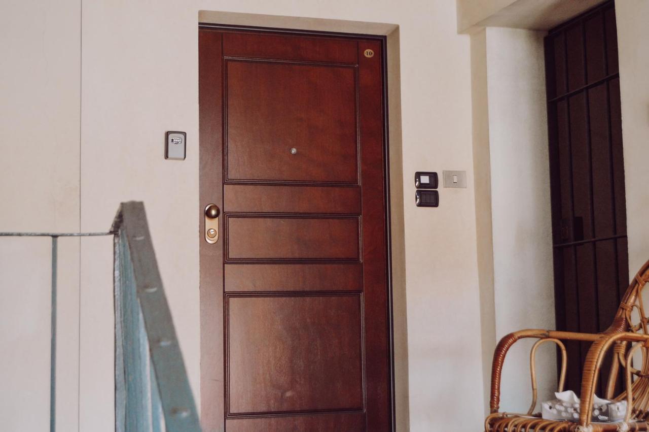 Historic Center Charming Apartment Free Wi-Fi Savigliano Eksteriør billede
