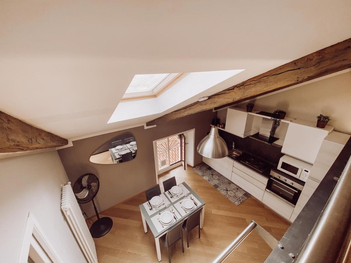 Historic Center Charming Apartment Free Wi-Fi Savigliano Eksteriør billede